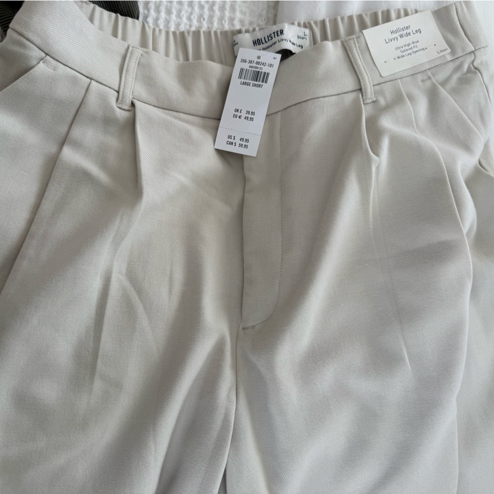 Hollister Livyy Beige Dress Pants - Picture 4 of 5